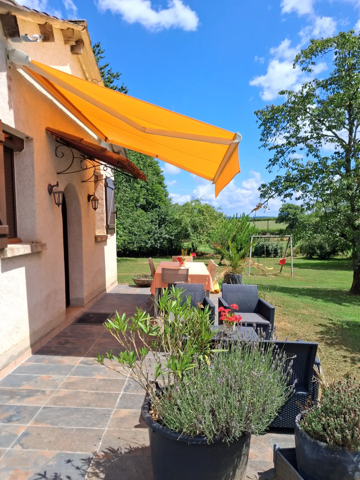 Maison de vacances paisible dans la nature Corrézienne